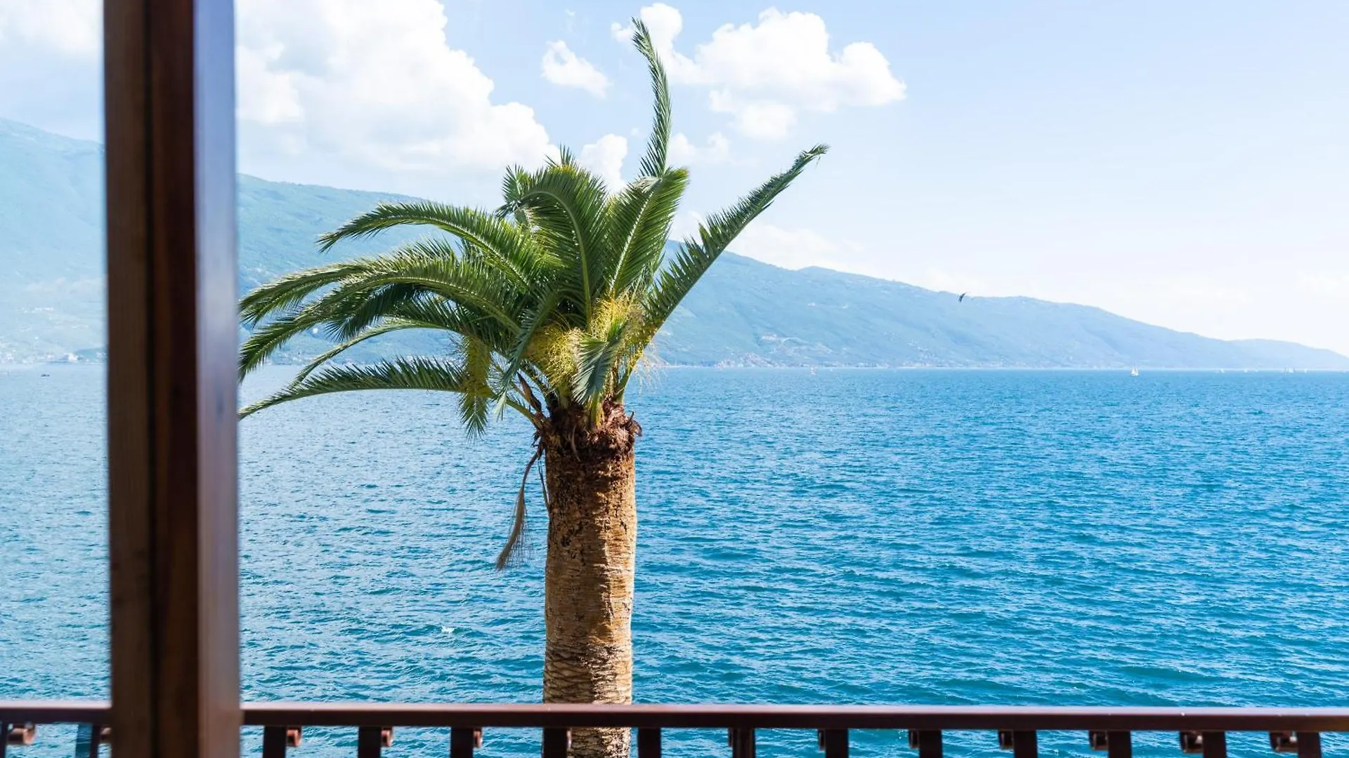 Hotel Forbisicle Tignale 3*,  Italy