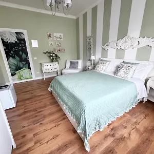 https://la-casa-di-cesare.it-romehotels.com