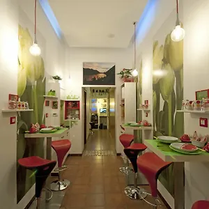 https://rhome86.it-romehotels.com