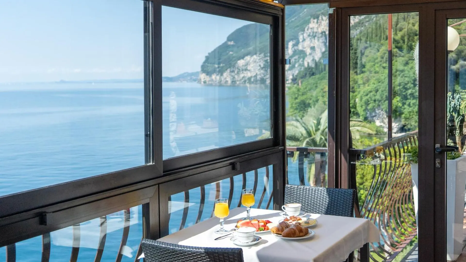 Hotel Forbisicle Tignale 3*,
