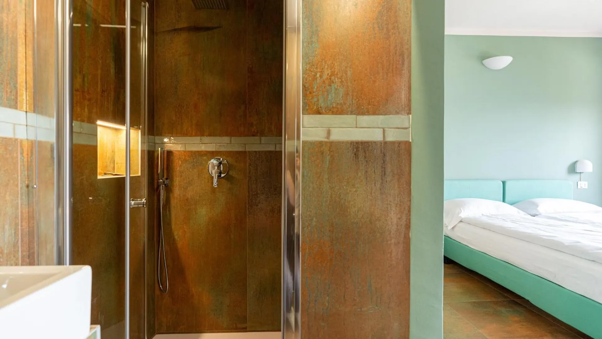 Hotel Forbisicle Tignale 3*,